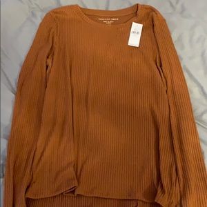 Soft & sexy American eagle shirt